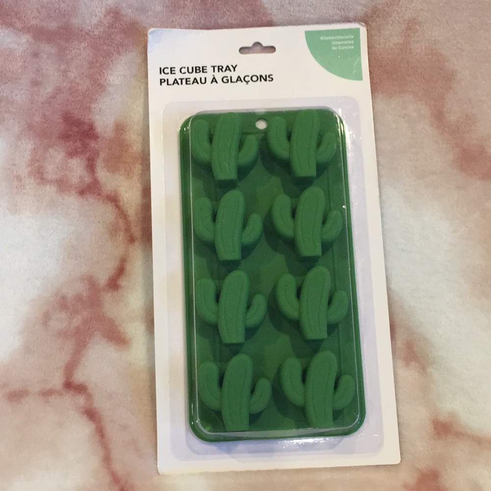 Cactus Ice Cube Popsicle Tray Soap Mold Silicone NWT 4X 8”